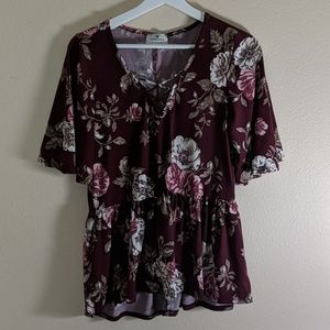 Peplum style criss cross top, size small